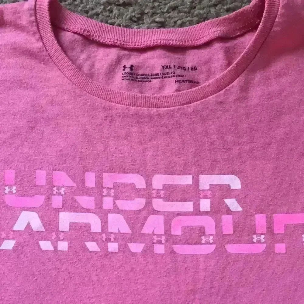 Under Armour top - Picture 3 of 3